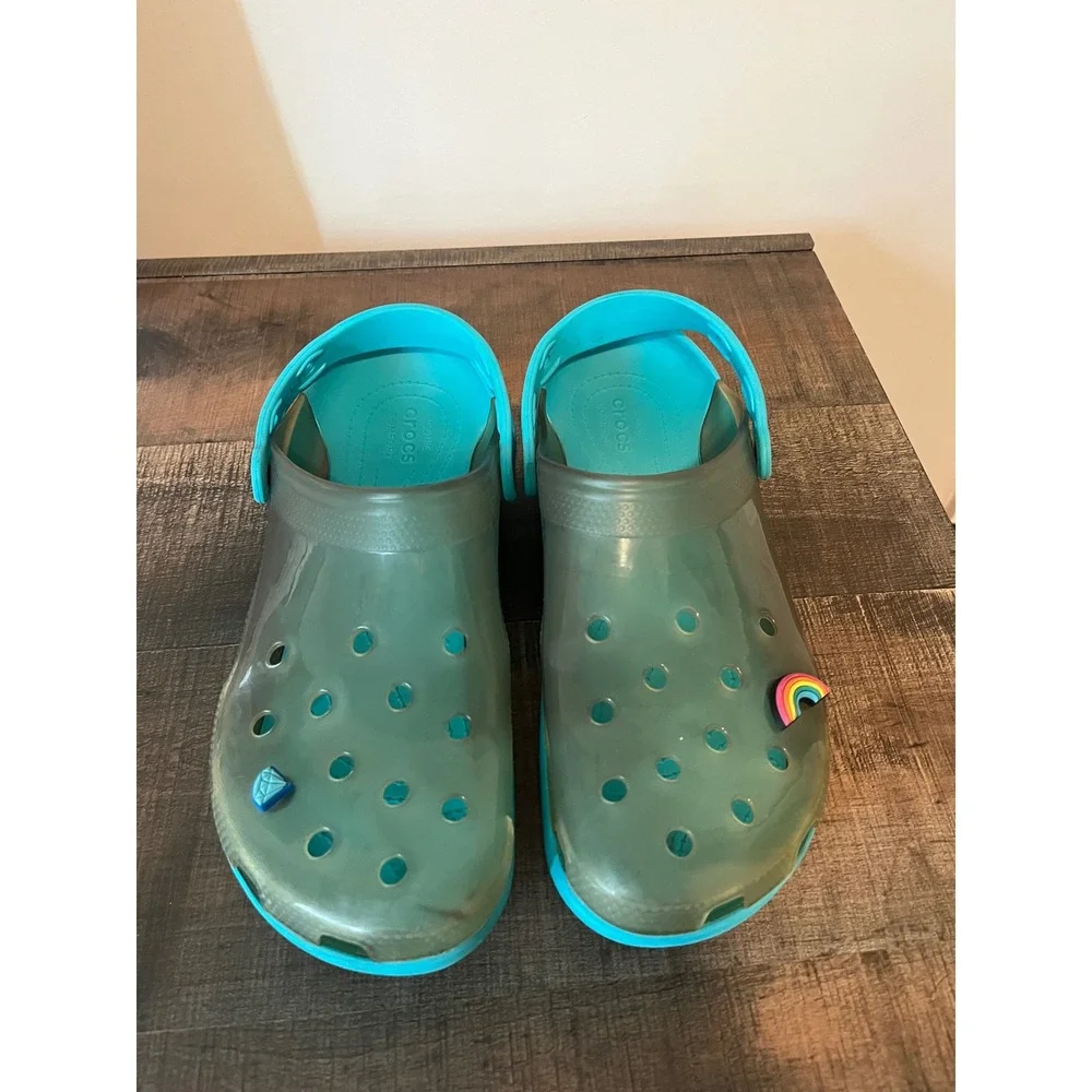 Crocs Classic Translucent Clog Digital Aqua Teal Jelly Mens 11 Jibbitz Charms